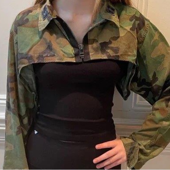 NWT Vintage Furst of a kind camo shrug with long sleeves - Picture 2 of 4